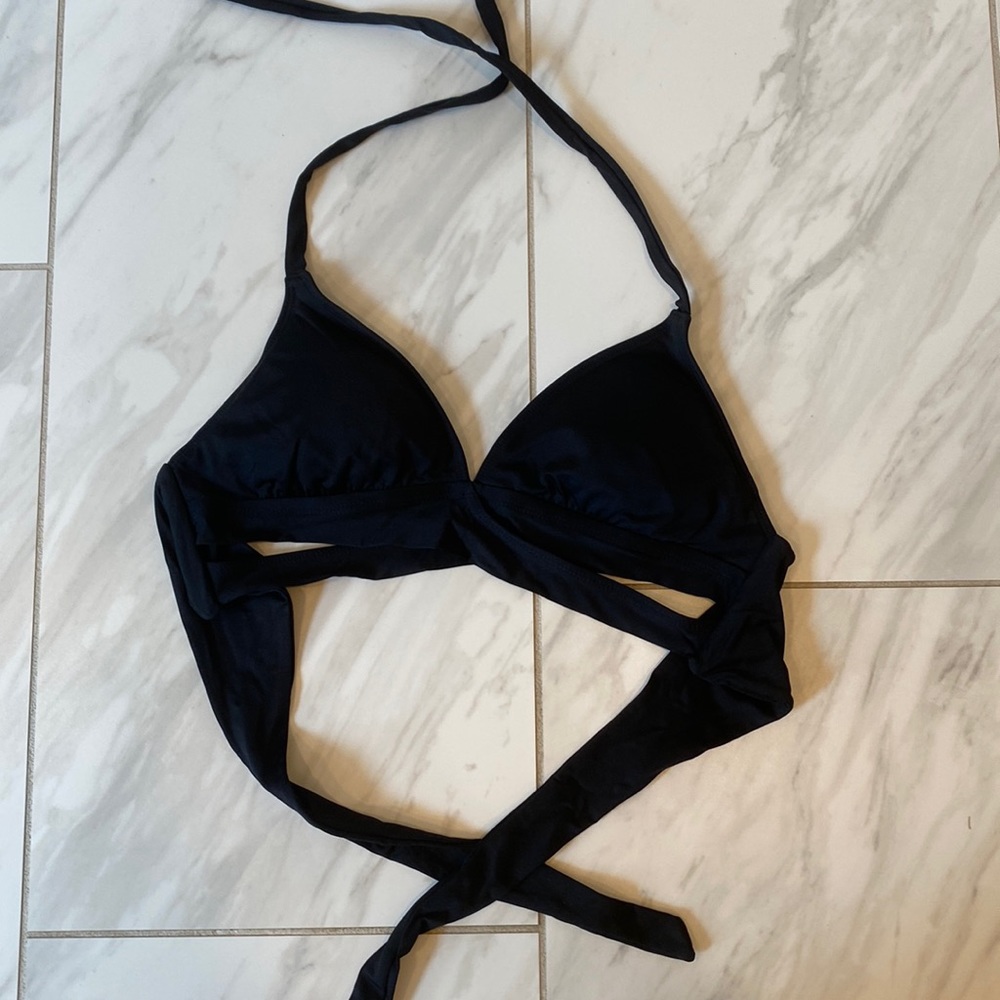 Kona Sol black triangle bikini top size medium